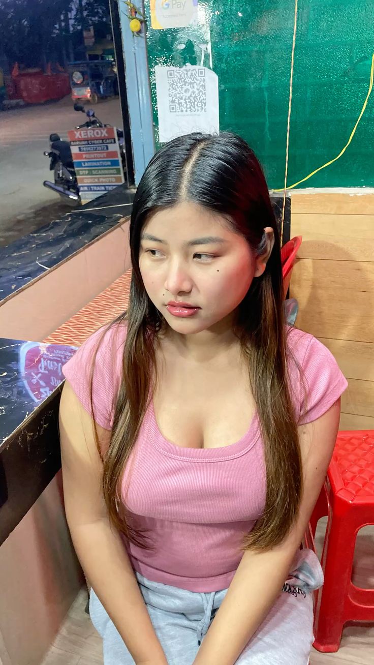 What is the meaning of “bocil”? – Question about Viral Hijab Top Global Official Video Indo Terbaru 2025